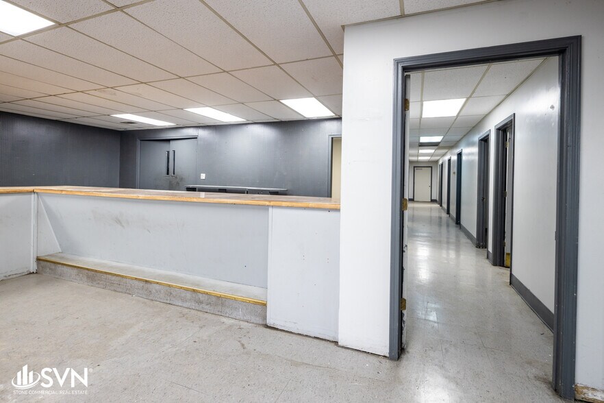 More Photos Of 50 Mary Beth Ln, Somerset Warehouse For Sale