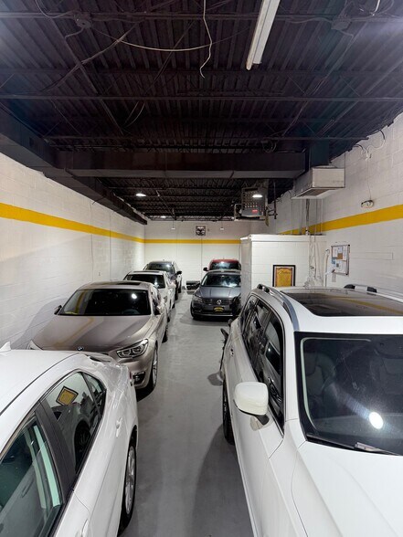 More Photos Of 2621-2653 Garfield Ave, Silver Spring Warehouse For Lease