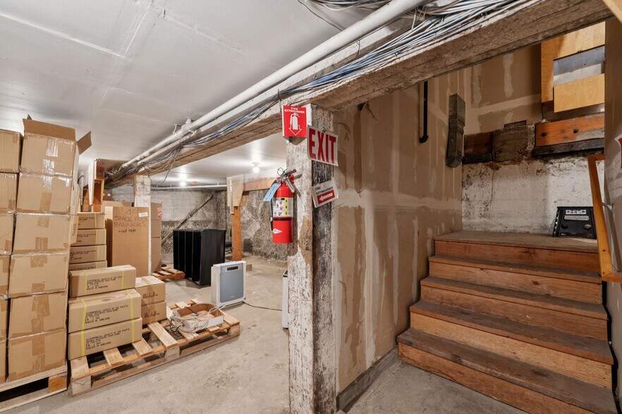 More Photos Of 390 Ashton Ave, San Francisco Office For Sale