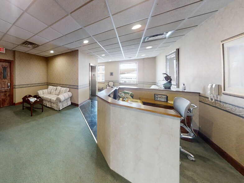 More Photos Of 818 State St, Erie Storefront Retail Office For Sale