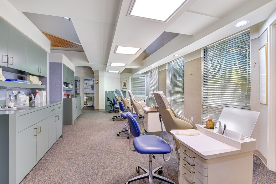 More Photos Of 13066 Research Hwy 183 Blvd, Austin Medical For Sale