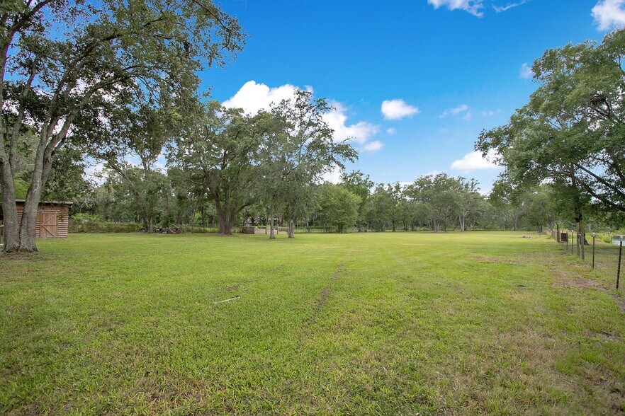 More Photos Of 19616 Livingston Ave, Lutz Land For Sale