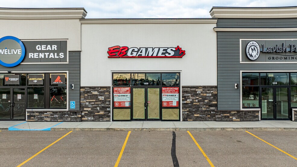 More Photos Of 179 Leva Ave, Red Deer Storefront For Lease