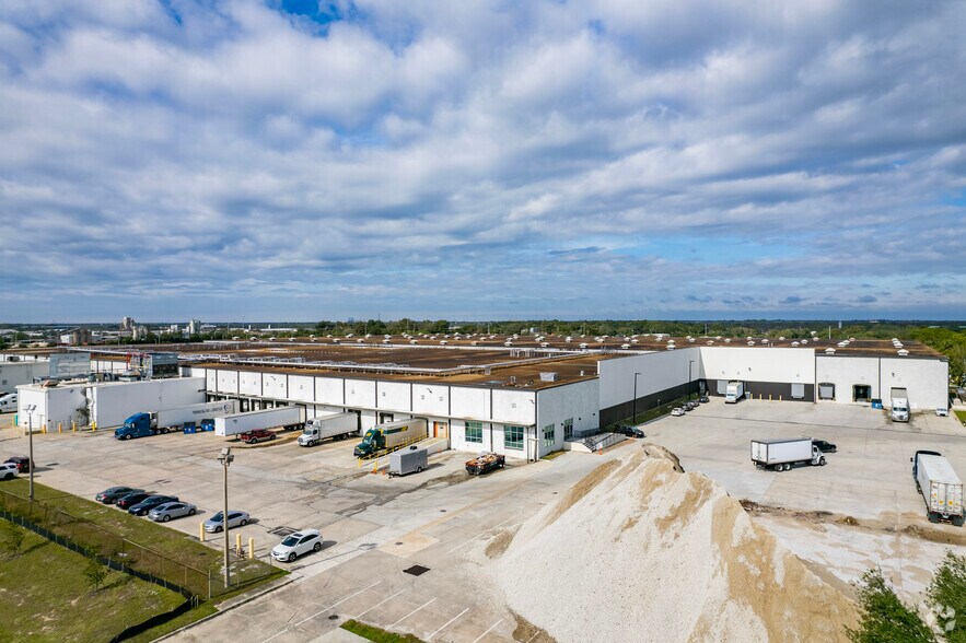 More Photos Of 6422 Harney Rd, Tampa Refrigeration Cold Storage For Lease