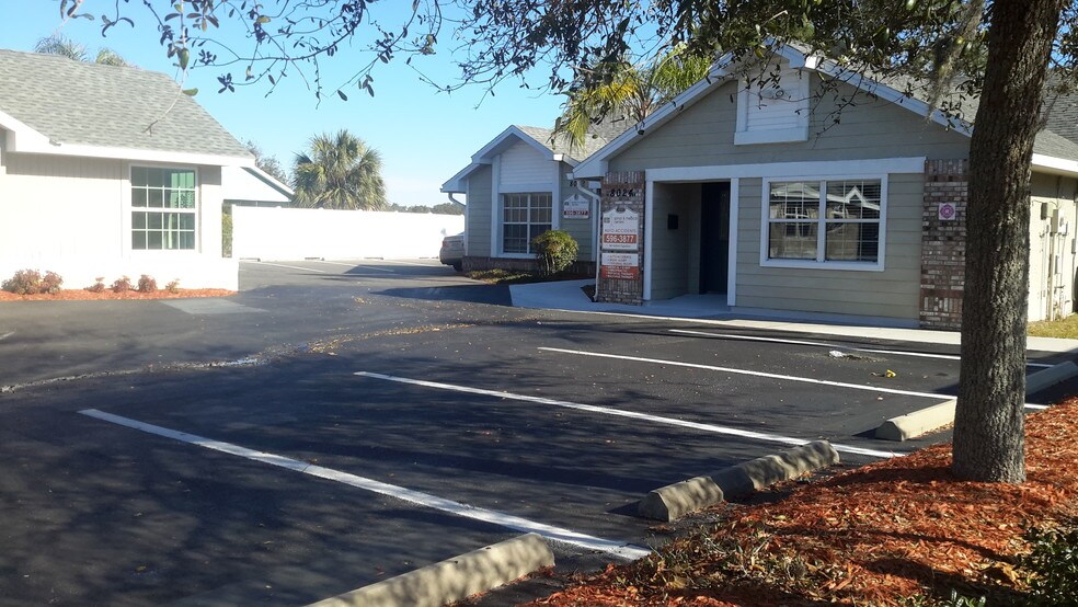 More Photos Of 8028 Spring Hill Dr, Spring Hill Medical For Lease
