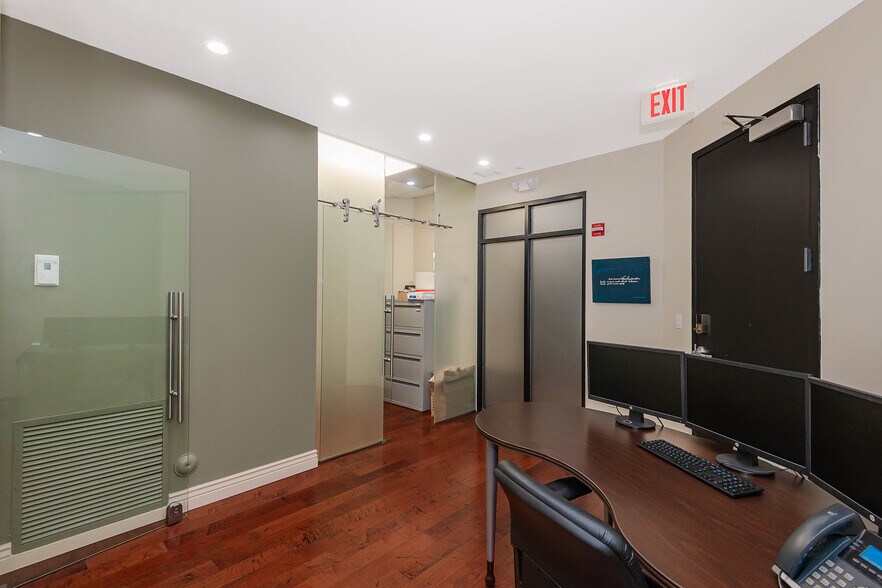 More Photos Of 5599 S University Dr, Davie Loft Creative Space For Sale