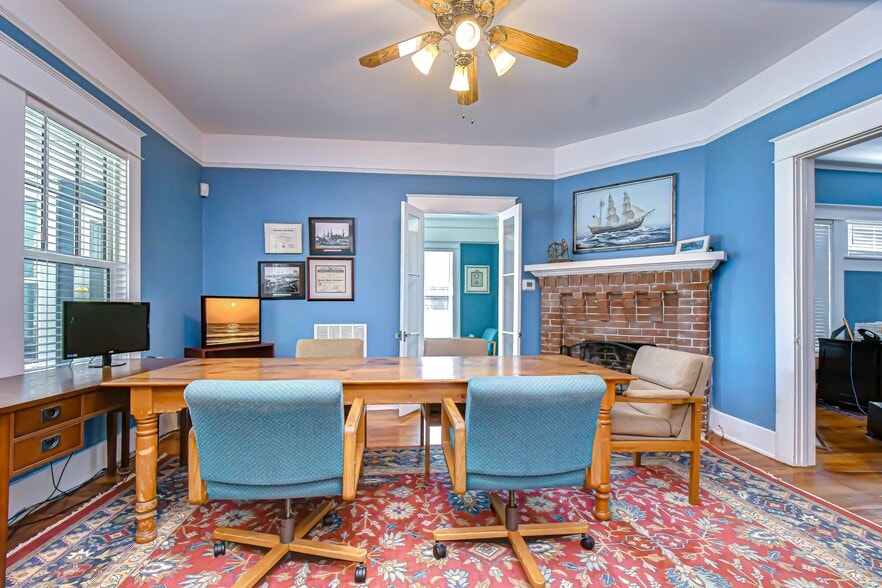 More Photos Of 211 S Boulevard, Tampa Office For Sale