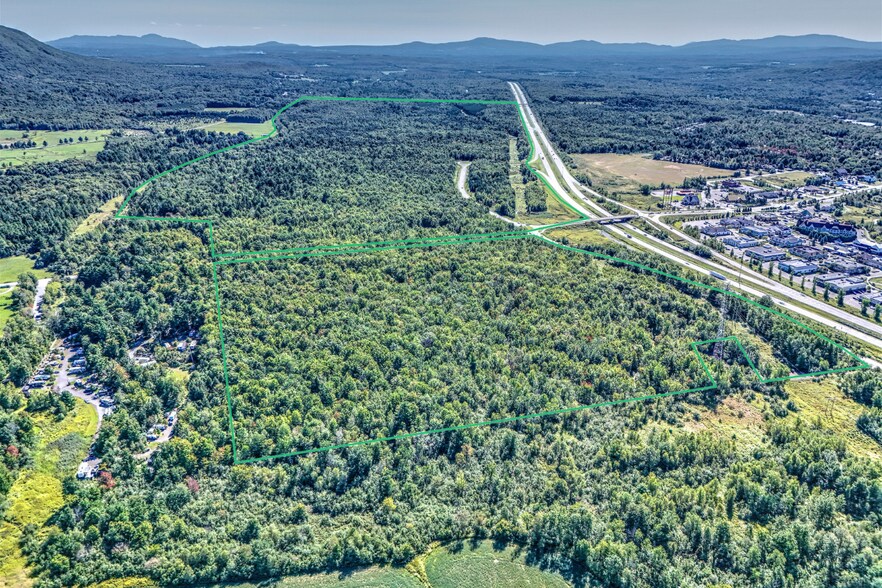 More Photos Of 0 Boul De Bromont, Bromont Land For Sale