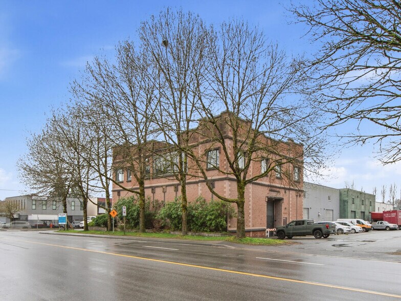 Primary Photo Of 1496 Rupert St, North Vancouver District Warehouse For Lease