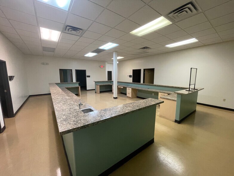 More Photos Of 1040 S Rainbow Blvd, Las Vegas Freestanding For Lease