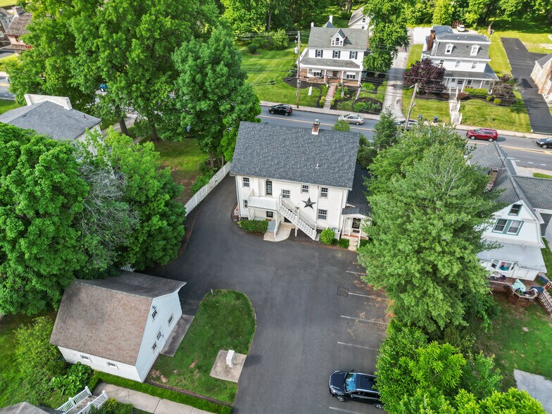 More Photos Of 184 W Main St, Trappe Office For Sale