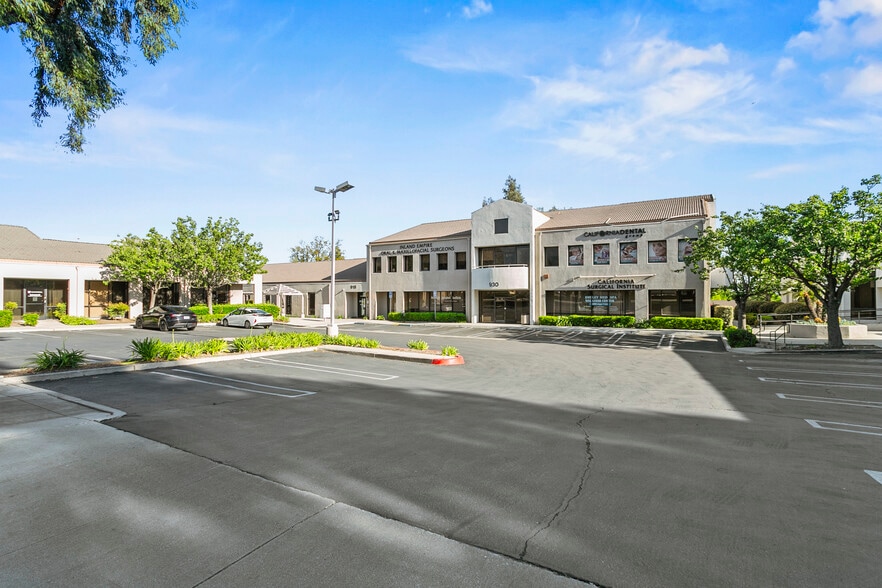 More Photos Of 930 W Foothill Blvd, Upland Medical For Lease