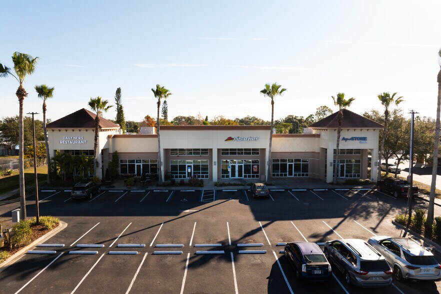 More Photos Of 401-409 S Belcher Rd, Clearwater Storefront For Lease