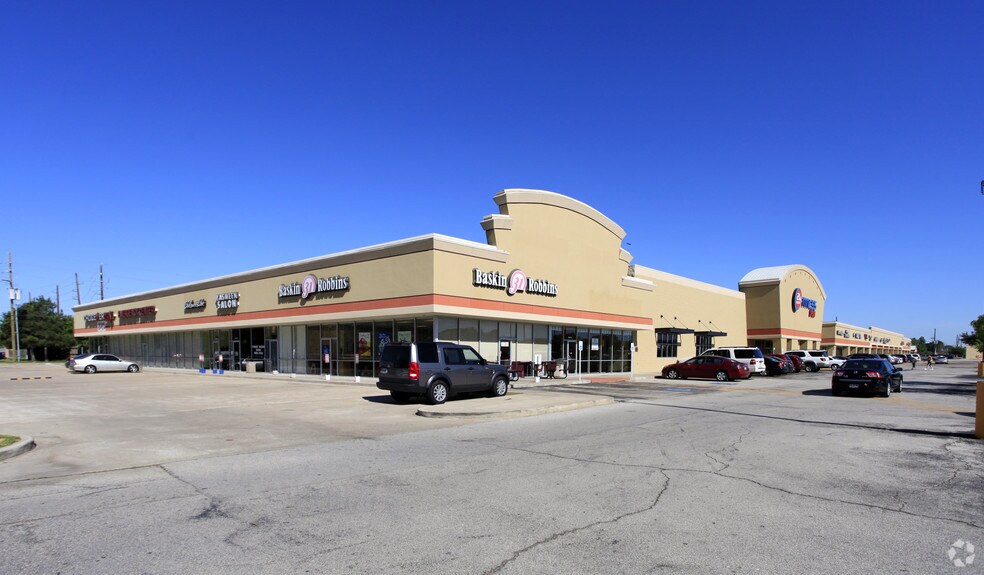 More Photos Of 1520-1590 S Mason Rd, Katy Unknown For Lease