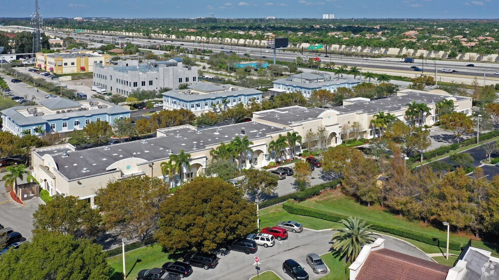 More Photos Of 10220 W State Road 84, Davie Flex For Lease