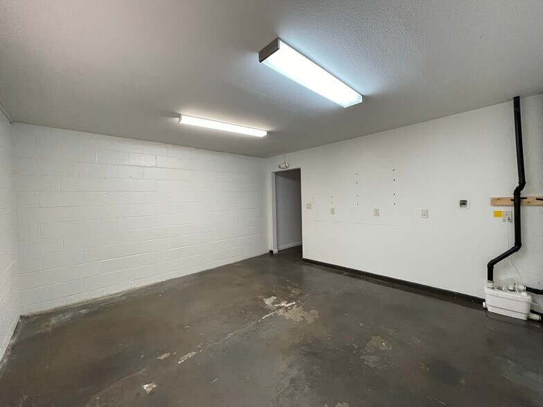 More Photos Of 4270-4286 Seven Hills Rd, Castro Valley Storefront For Lease