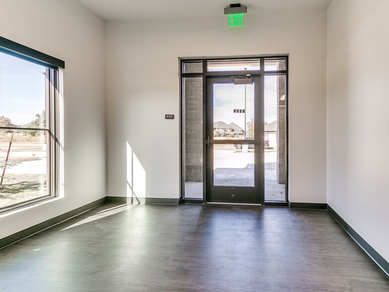 More Photos Of 8017 NW 122nd St., Oklahoma City Office For Lease