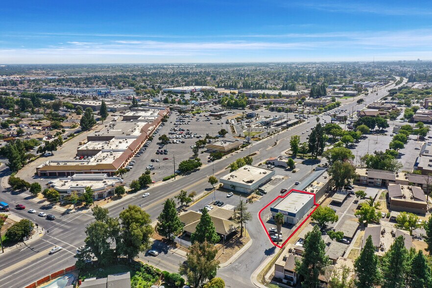 More Photos Of 8129 West Ln, Stockton Auto Repair For Sale