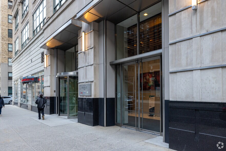 More Photos Of 160-170 Varick St, New York Office For Lease
