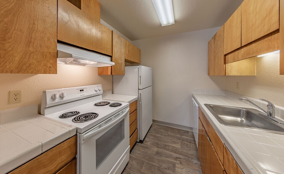 More Photos Of 3431 Spruce Ave, South Lake Tahoe Apartments For Sale