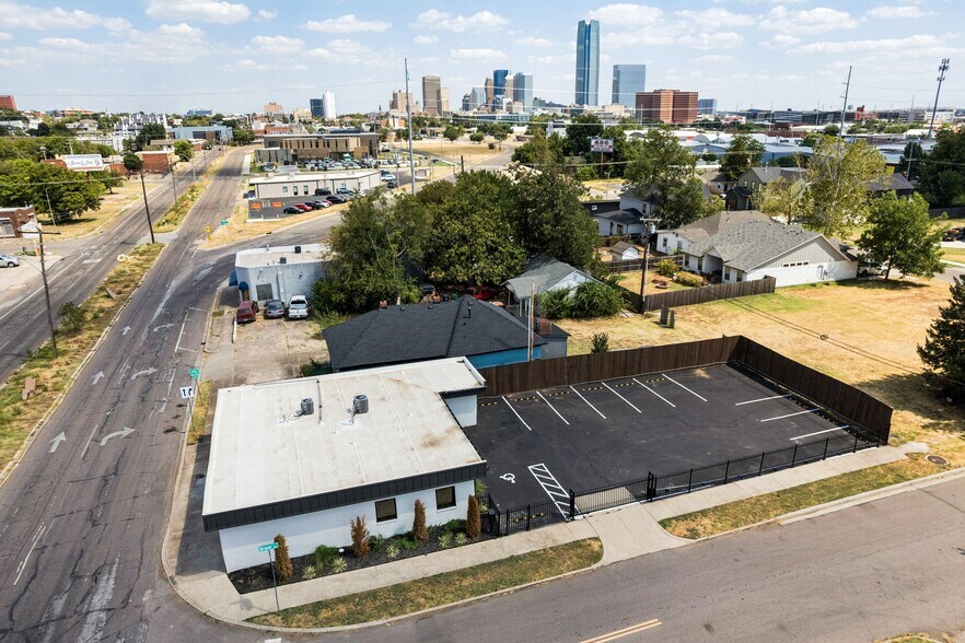More Photos Of 1420 Linwood Blvd, Oklahoma City Office For Sale