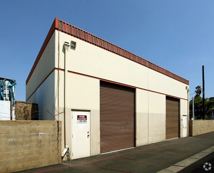 More Photos Of 900-950 S Harbor Blvd, Santa Ana Auto Repair For Lease