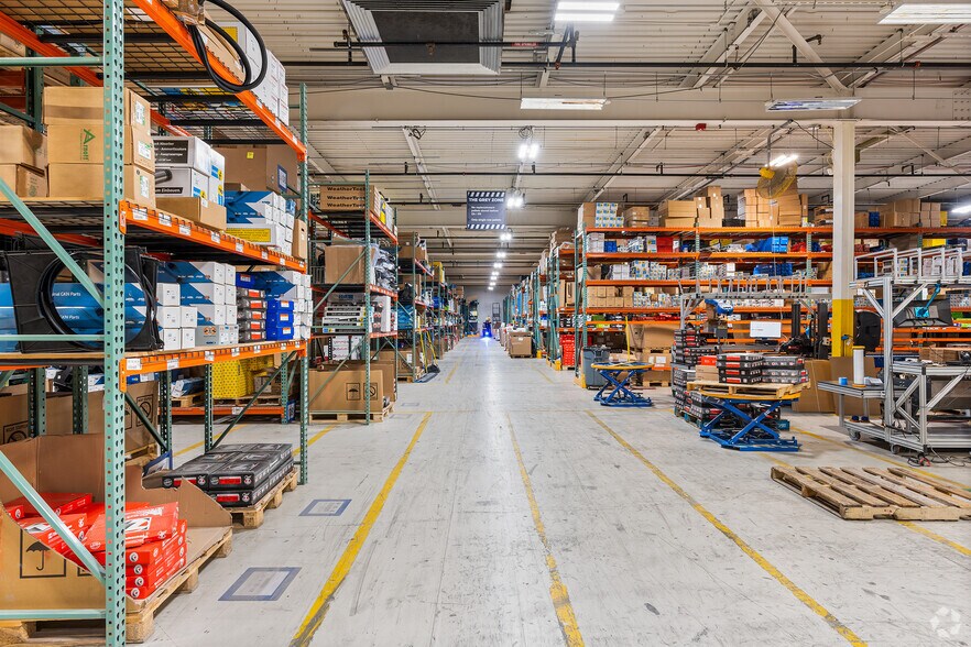 More Photos Of 500 Bic Dr, Milford Warehouse For Lease