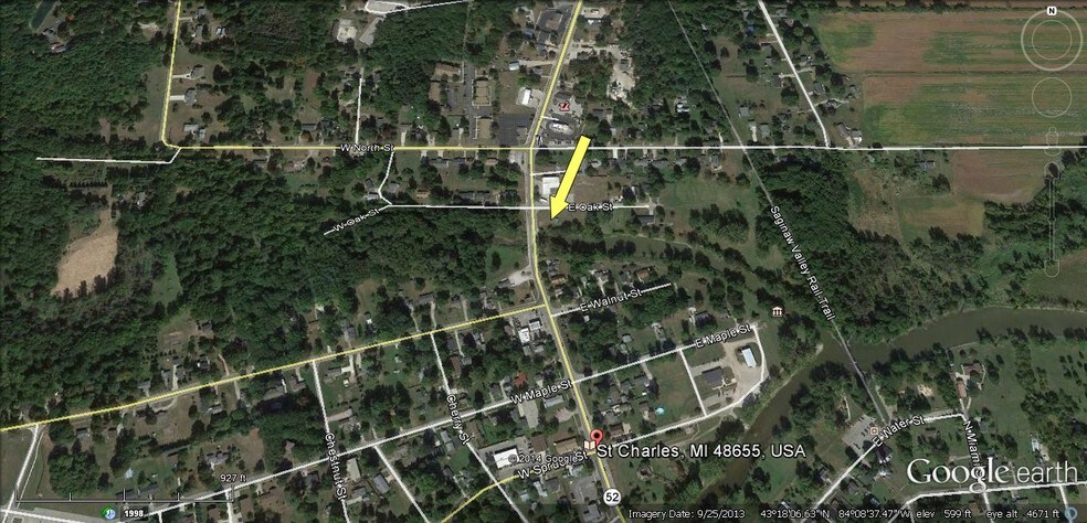 More Photos Of 910 N Saginaw St, Saint Charles Office For Sale