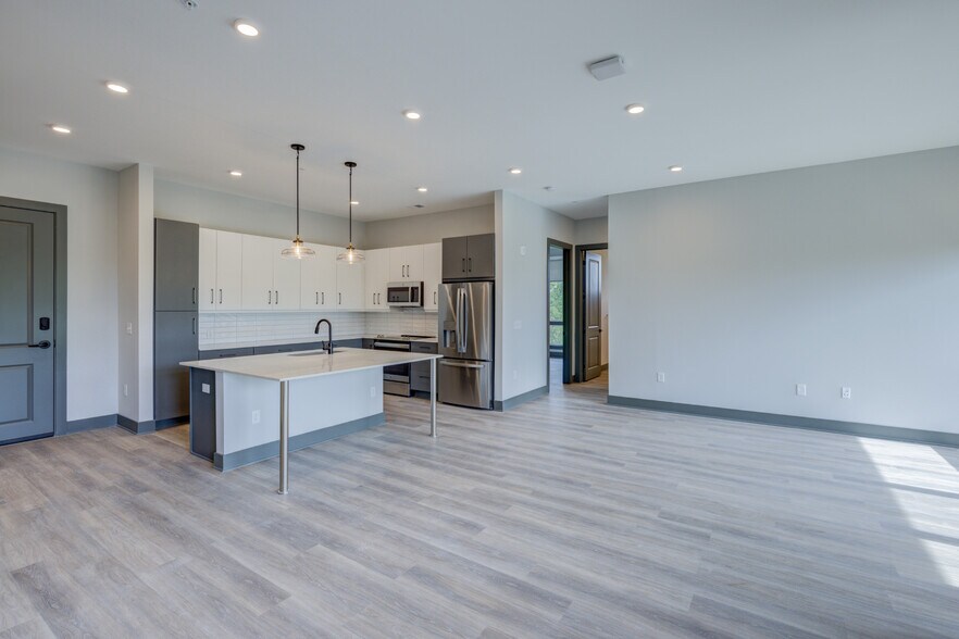 More Photos Of 352 S Walker St, Cary Apartments For Lease