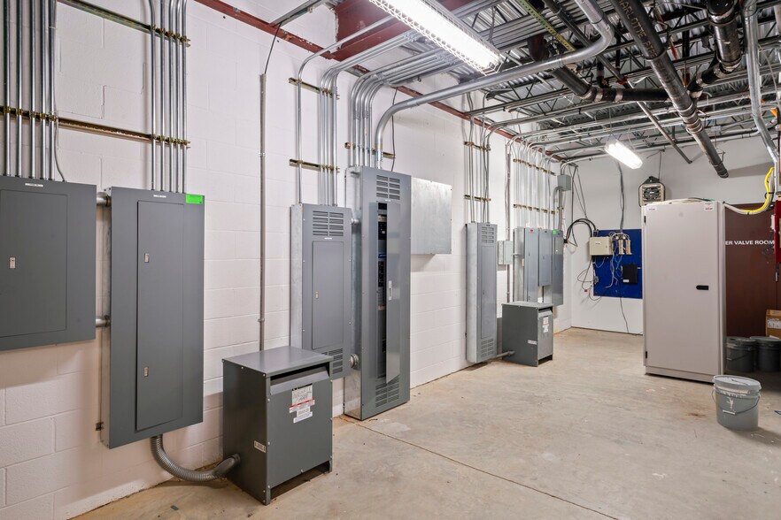 More Photos Of 46B Thomas Johnson Dr, Frederick Medical For Sale