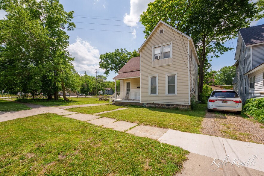 More Photos Of , Kalamazoo Multifamily For Sale