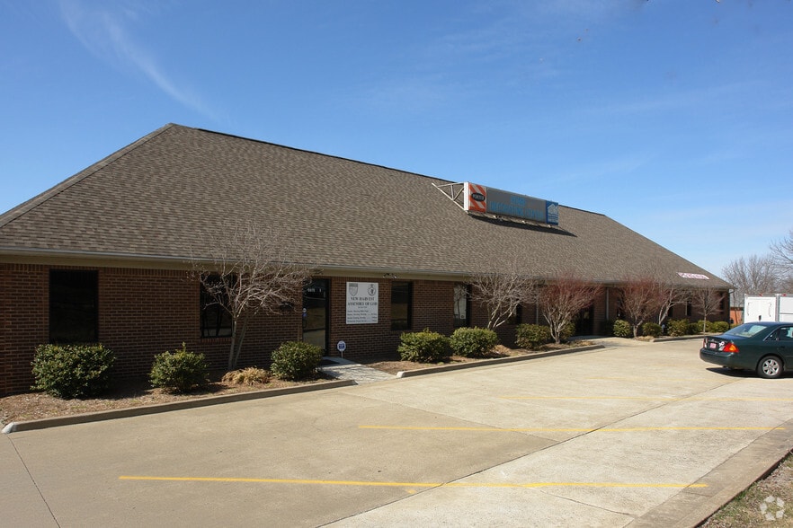 More Photos Of 101 Woodhill Ln, Frankfort Office For Lease