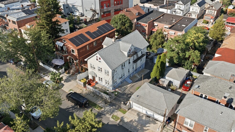 Primary Photo Of 4612 Murdock Ave, Bronx Apartments For Sale