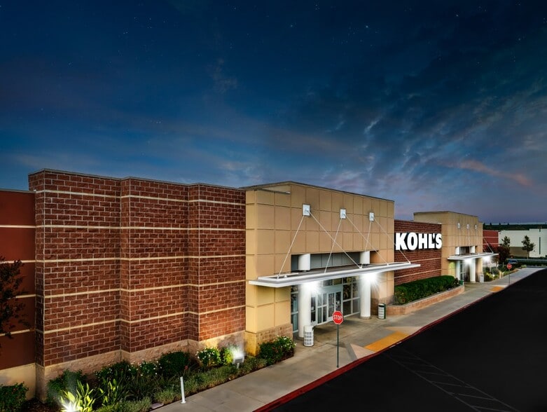 More Photos Of 21630-21818 Valley Blvd, Walnut Unknown For Lease