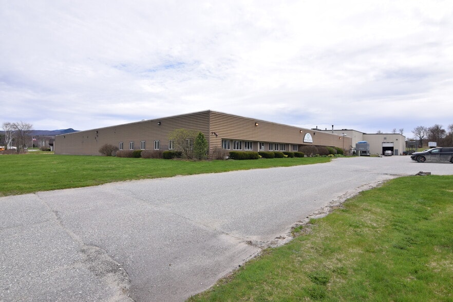 More Photos Of 446 Benton Rd, North Haverhill Manufacturing For Sale