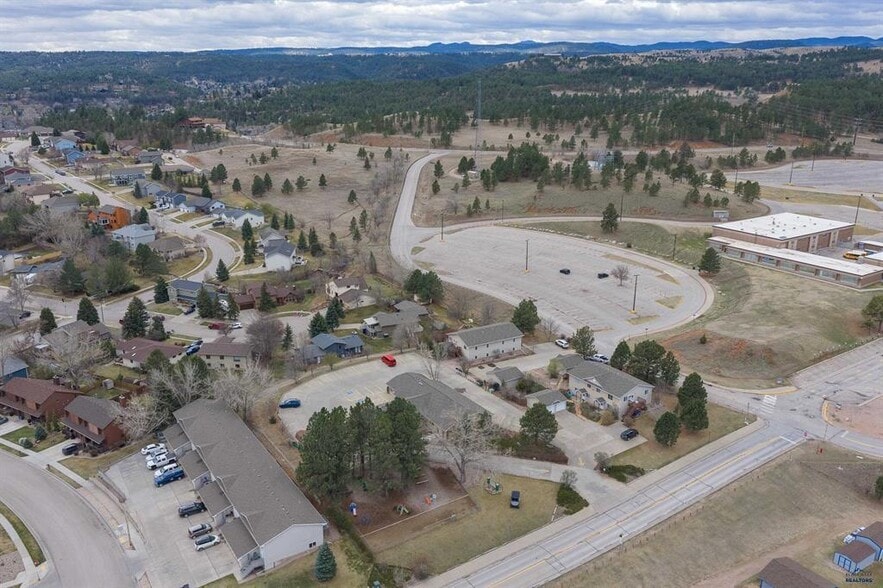 More Photos Of 4021 Range Rd, Rapid City Schools For Sale