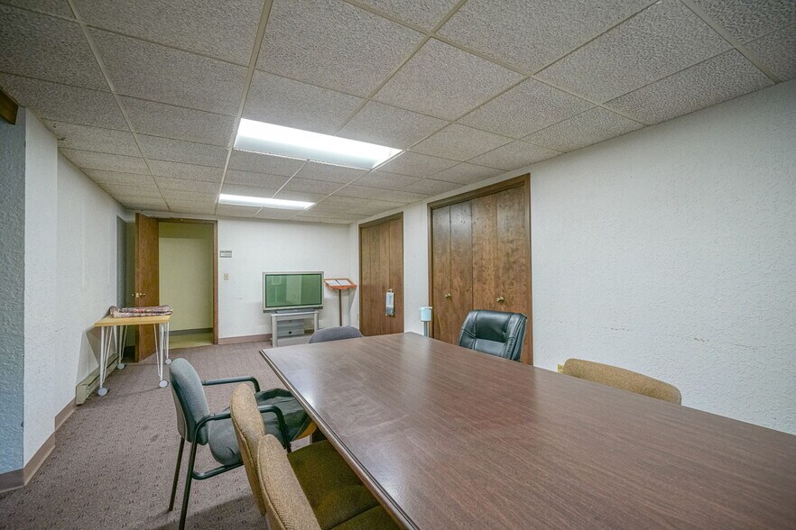 More Photos Of , Rockford Office For Sale