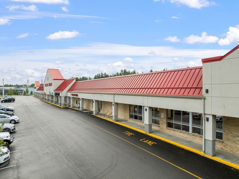 More Photos Of 306 N Main St, Rochester Unknown For Lease