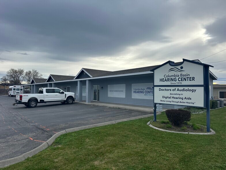 More Photos Of 4015 W Clearwater Ave, Kennewick Office For Sale
