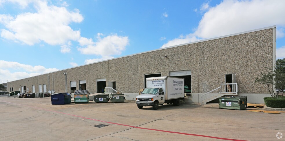 More Photos Of 2200 Denton Dr, Austin Unknown For Lease