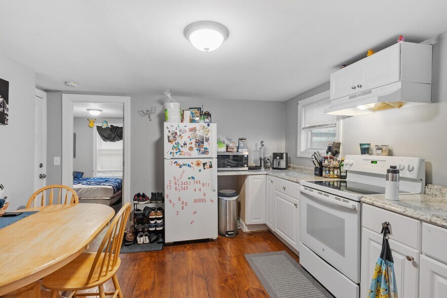 More Photos Of 22 Goddard St, Southbridge Apartments For Sale