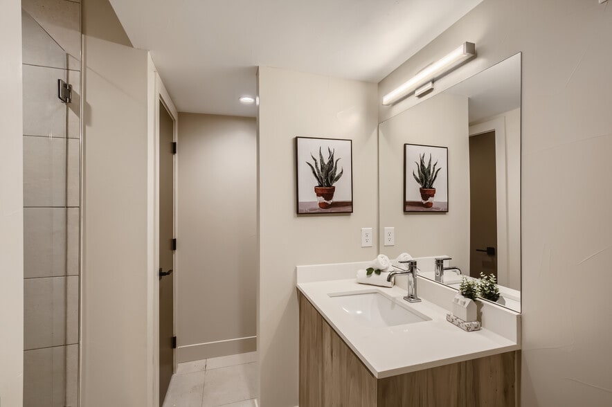 More Photos Of 2323 S High St, Denver Apartments For Sale