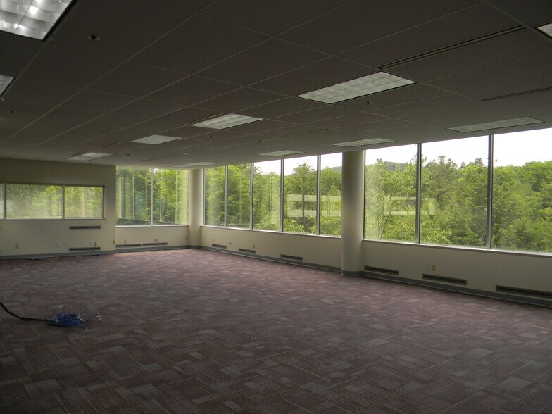 More Photos Of 877 South St, Pittsfield Office For Lease