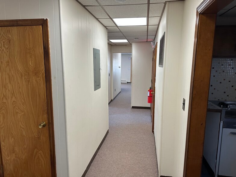 More Photos Of 482 Broadway, Somerville Freestanding For Lease