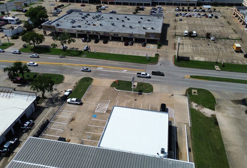 More Photos Of 16210 Clay Rd, Houston Auto Repair For Lease