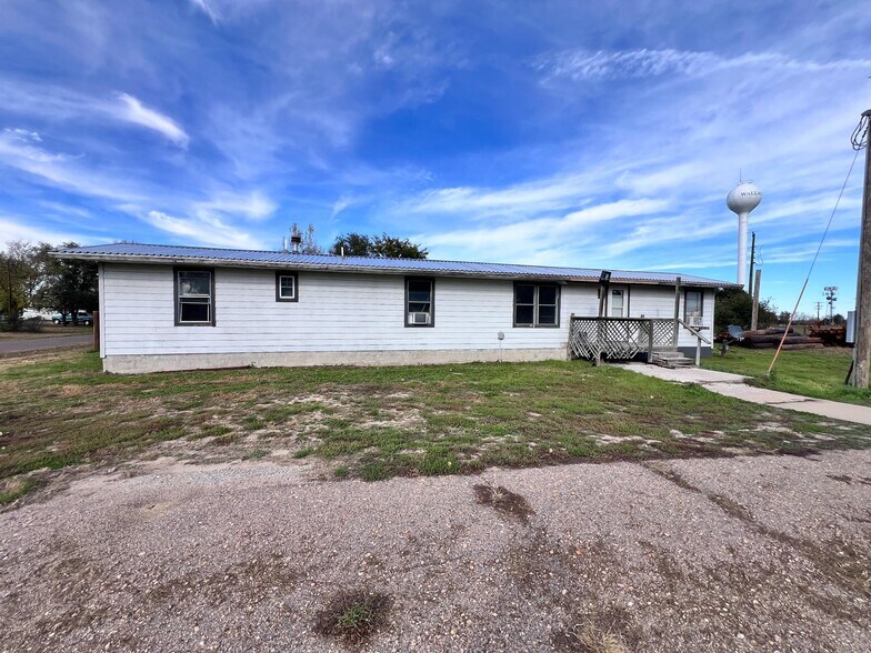 More Photos Of 409 N Commercial Ave, Wallace Apartments For Sale