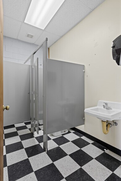 More Photos Of 8959 Career Ln, Harrison Light Distribution For Sale