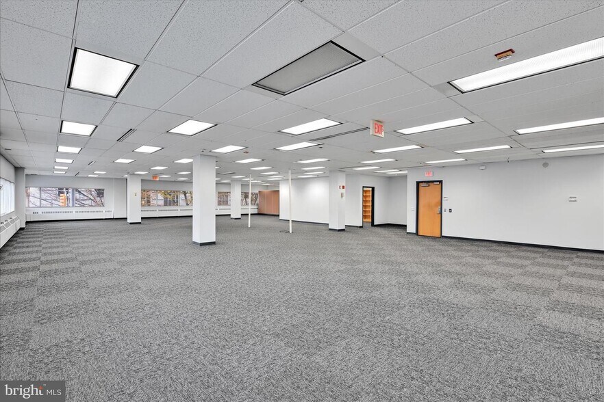 More Photos Of 19 N 6th St, Reading Office For Lease