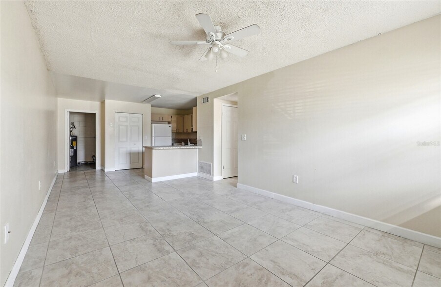 More Photos Of 2300 W Cannon Ter NW, Winter Haven Apartments For Sale