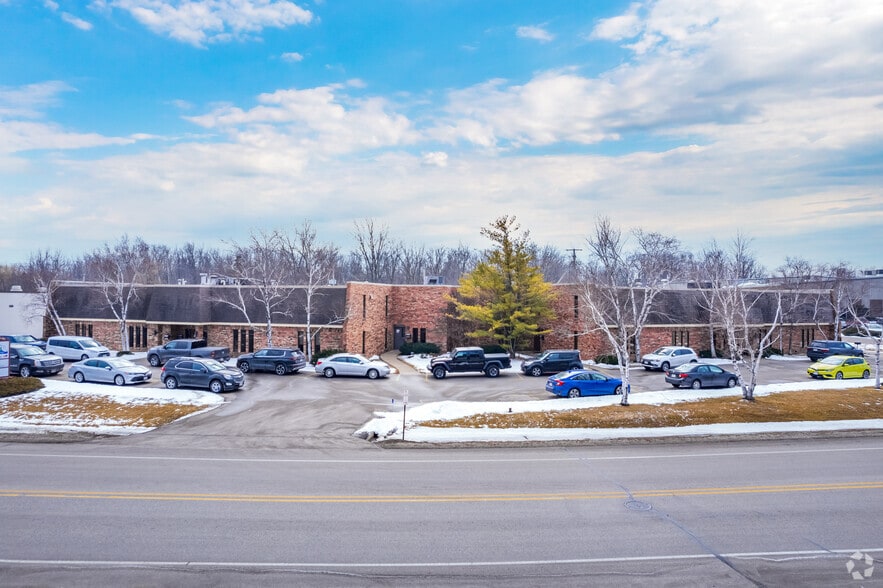 More Photos Of 16225-16237 W Ryerson Rd, New Berlin Industrial For Lease